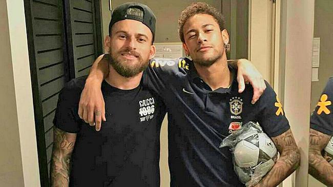 他在比赛过 他在比赛过